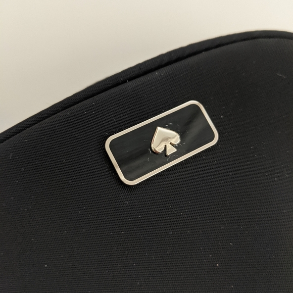 EUC! Kate Spade New York Black Dome Cosmetic Case - Picture 2 of 12